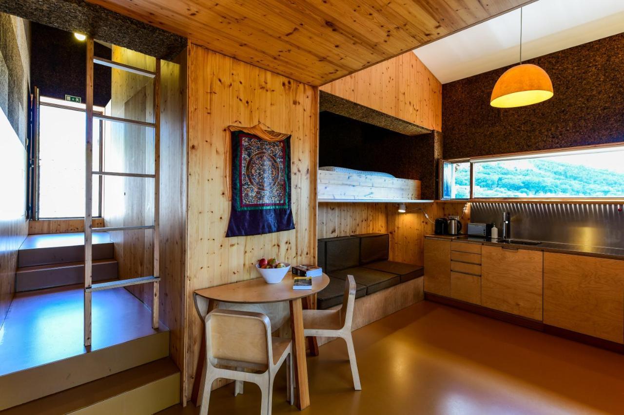 Vale Do Ninho Nature Houses Ferraria de São João المظهر الخارجي الصورة